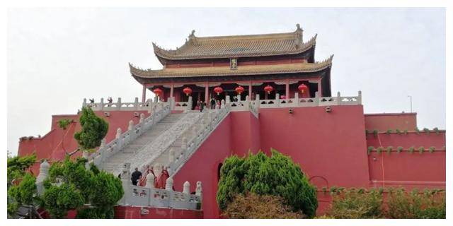 曾经是世界上最大的城市，差一点成了首都，现在却成为四线小城市