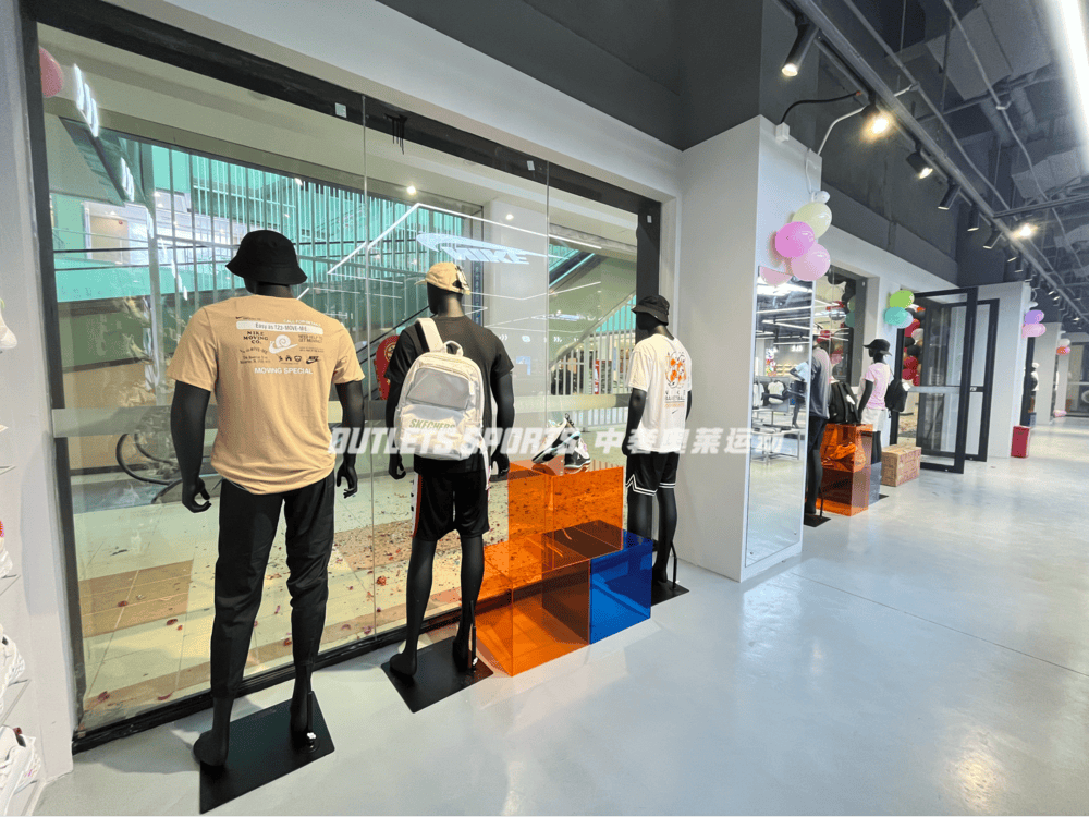 耐克阿迪达斯折扣店的回本周期分析