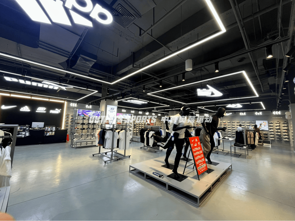 耐克阿迪达斯折扣店的回本周期分析